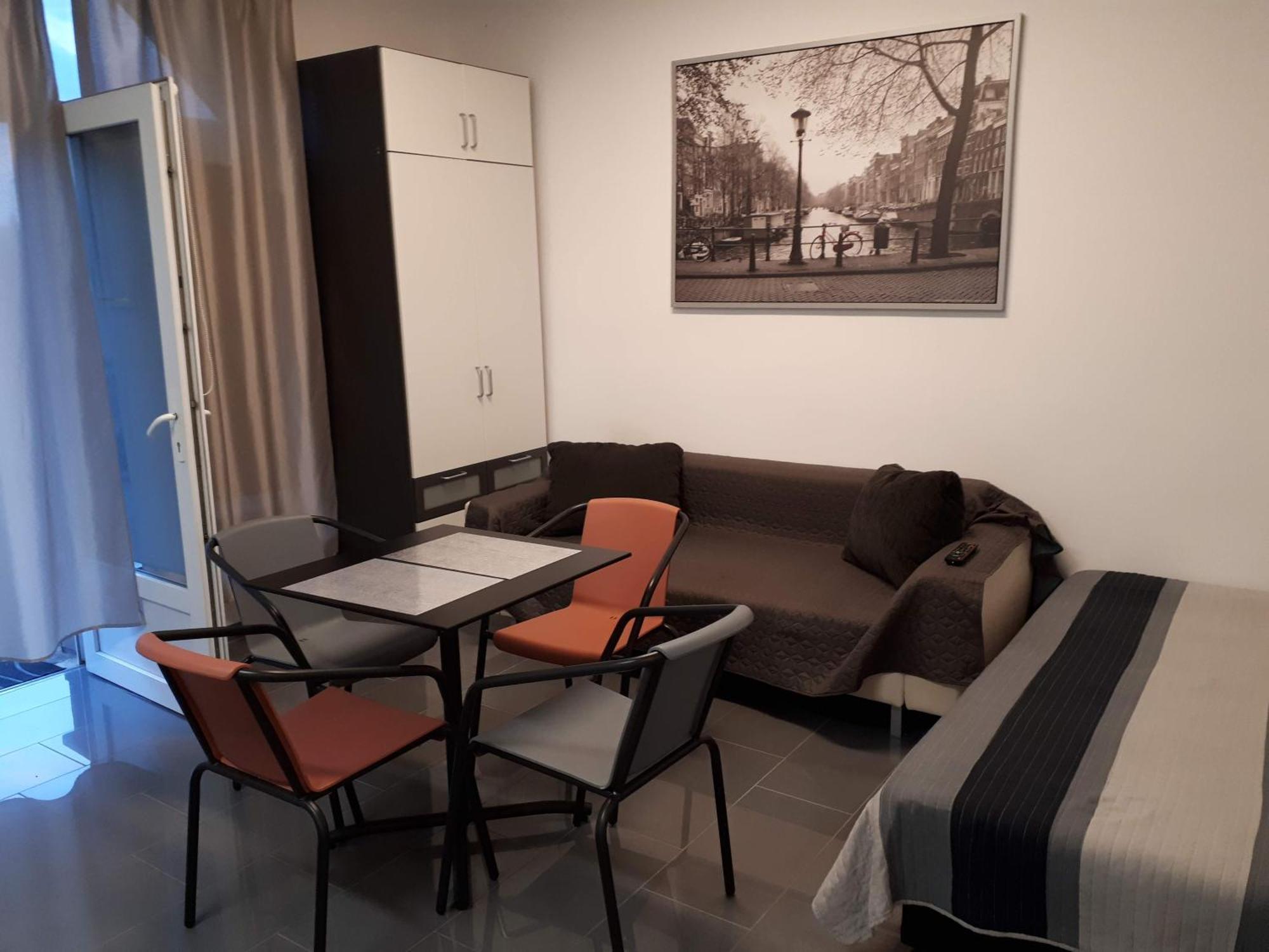 Kertvarosi Apartman Tiszaújváros Dış mekan fotoğraf