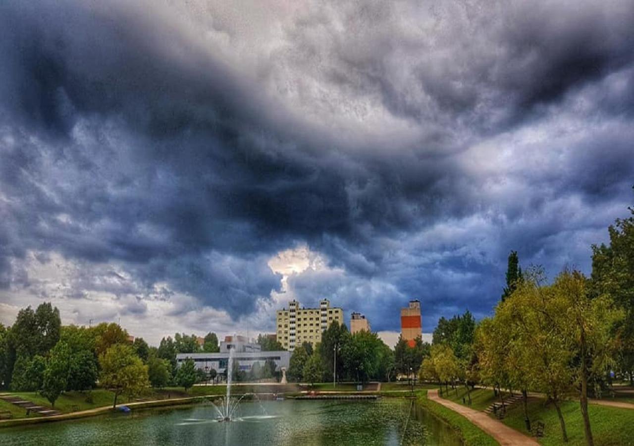Kertvarosi Apartman Tiszaújváros Oda fotoğraf