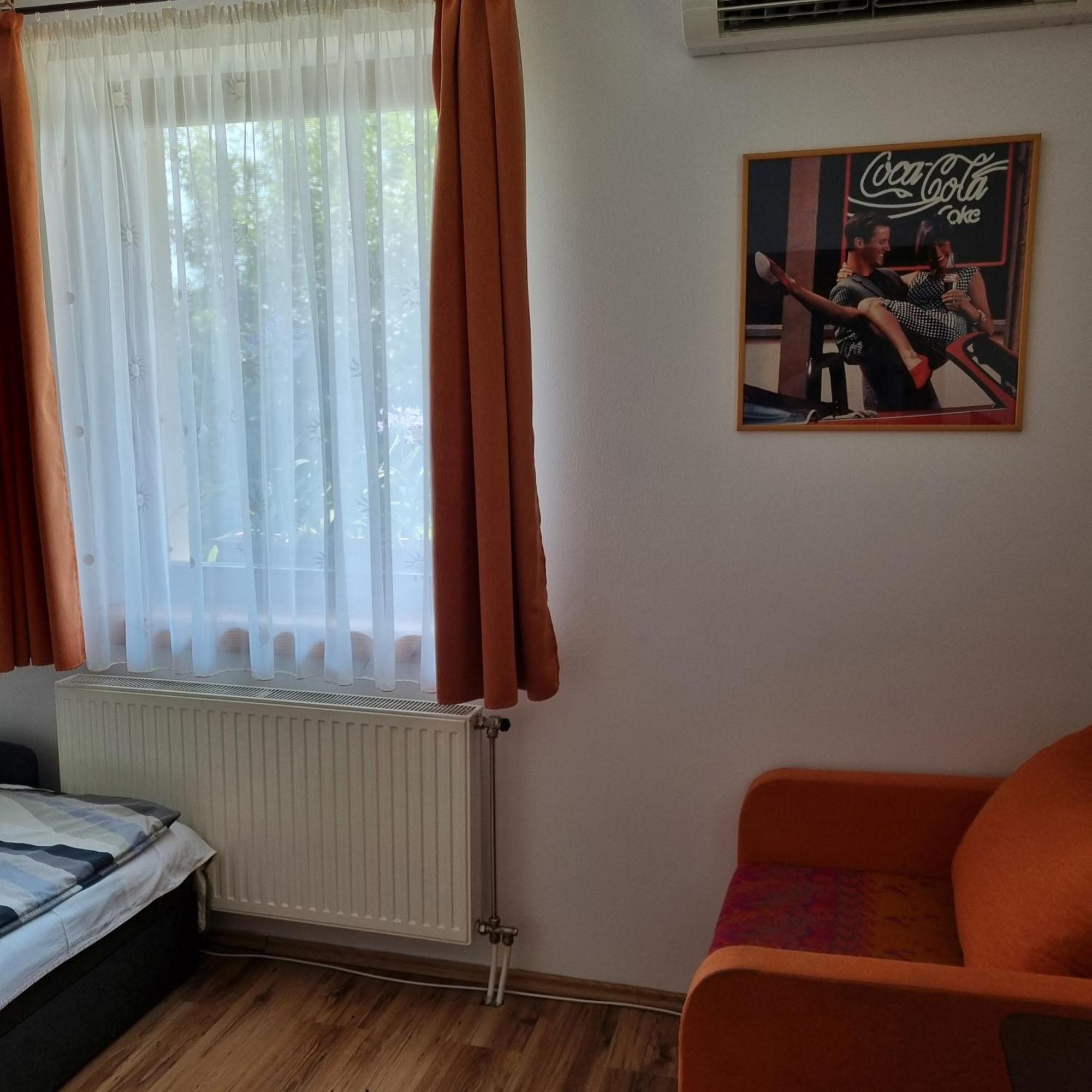 Kertvarosi Apartman Tiszaújváros Dış mekan fotoğraf