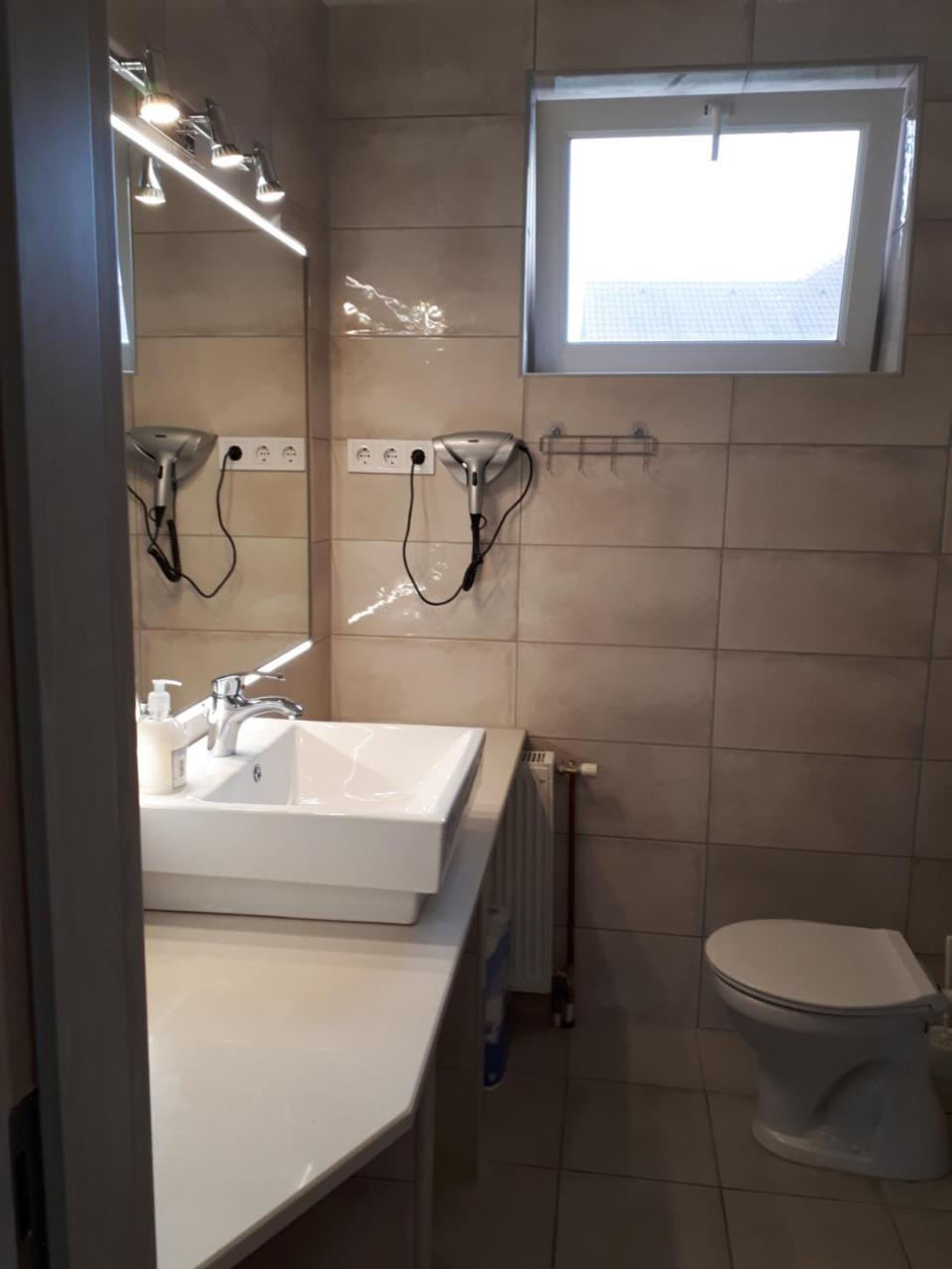 Kertvarosi Apartman Tiszaújváros Dış mekan fotoğraf