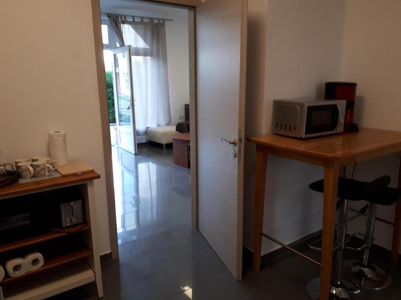 Kertvarosi Apartman Tiszaújváros Dış mekan fotoğraf