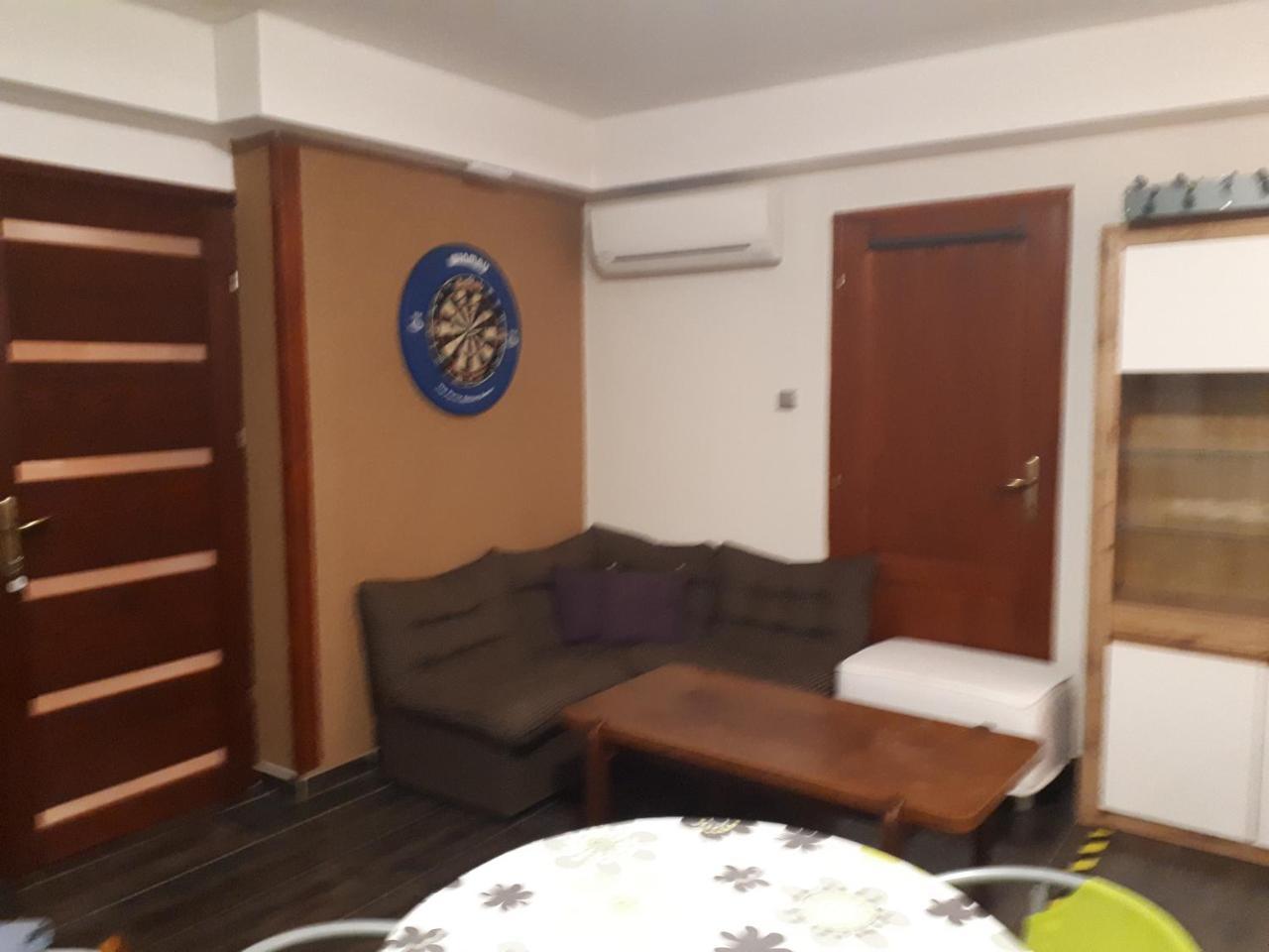 Kertvarosi Apartman Tiszaújváros Dış mekan fotoğraf